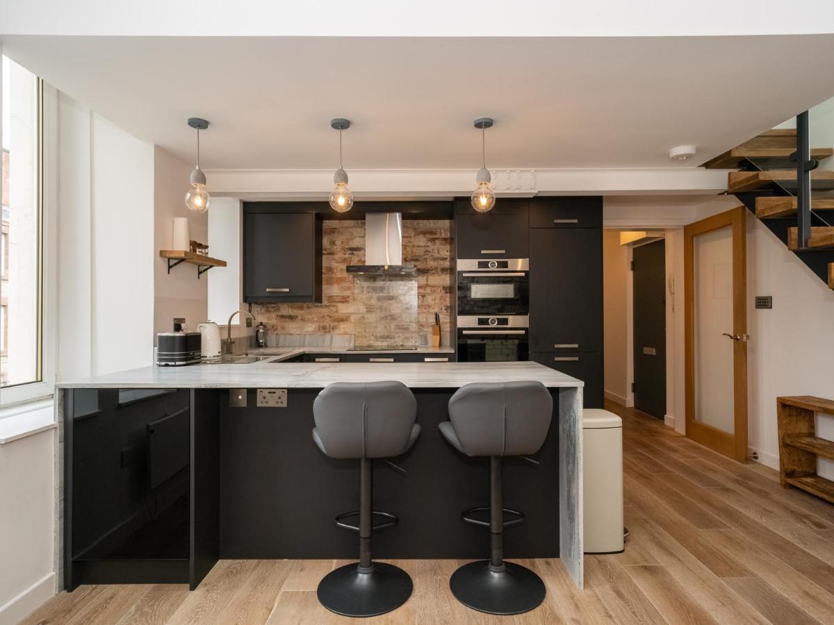 Pass The Keys Stunning 3 Bed Loft Style Apt With Free Parking Эдинбург Экстерьер фото